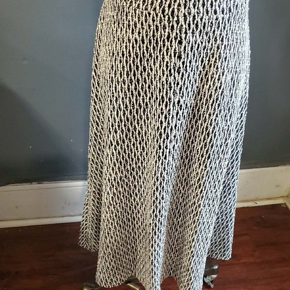 Andrew Marc Black and White Sleeveless Midi Dress - Picture 6 of 17
